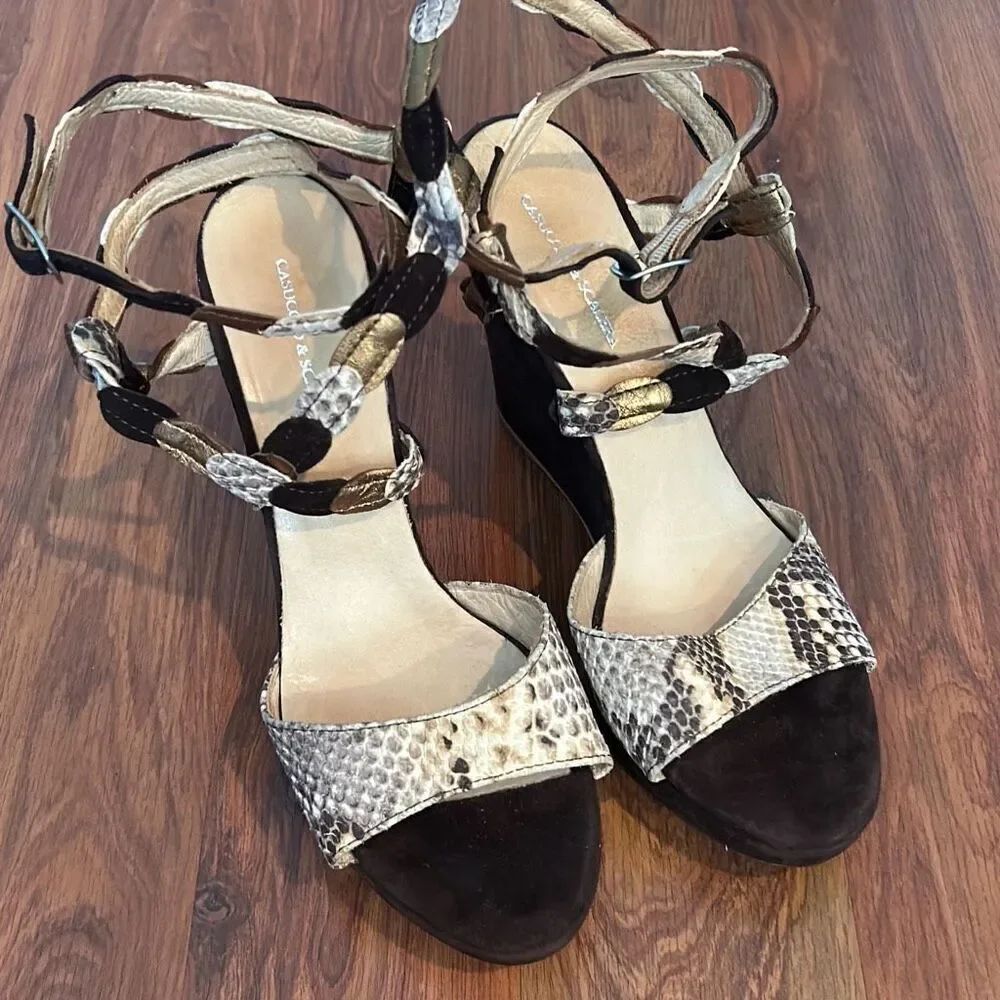 Casuccio & Scalera suede ankle wrap wedge sandals 39 beige brown
